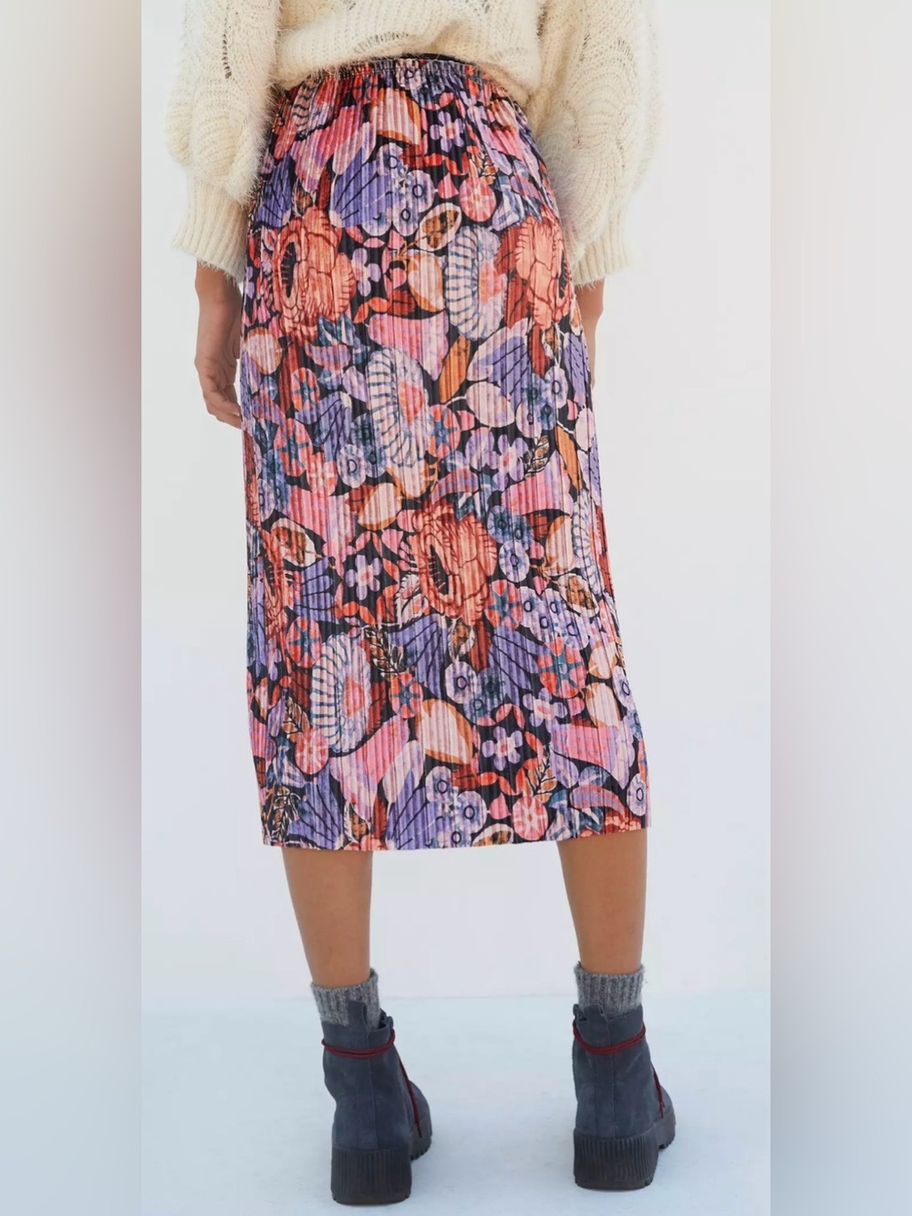 Anthropologie Floral Pleated Midi Skirt in Pink & Purple